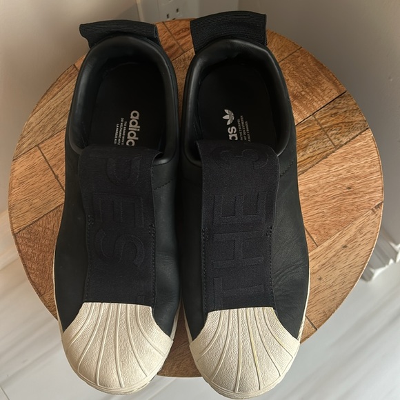 Adidas Slip-on shoes - Picture 4 of 6